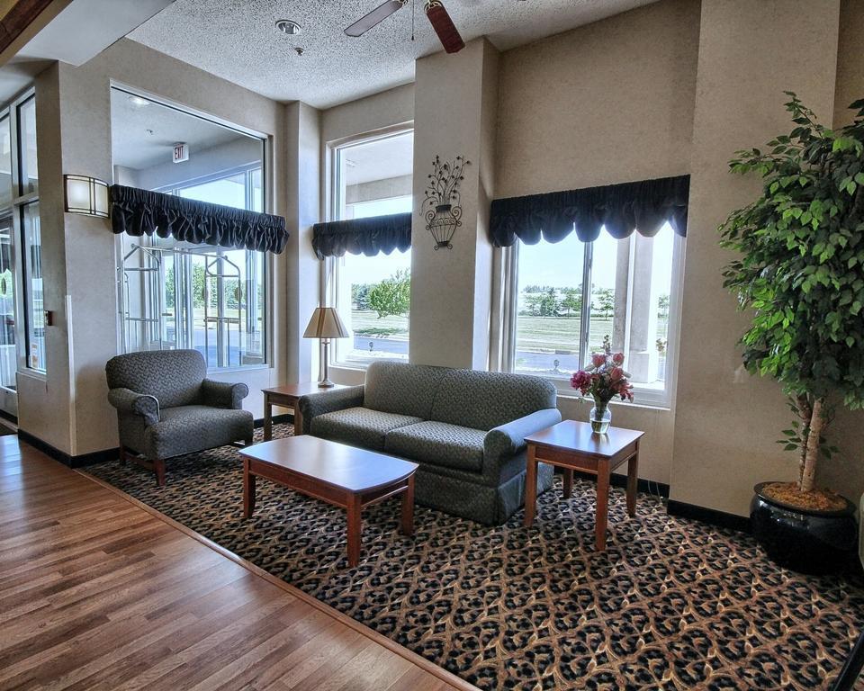 Comfort Inn & Suites Dimondale - Lansing Ngoại thất bức ảnh